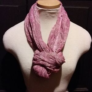 NWOT Beautiful Victoria's Secret Scarf
